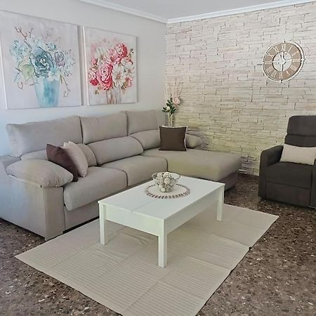 Acogedora Y Confortable Casa Familiar En L'Olleria Exterior photo